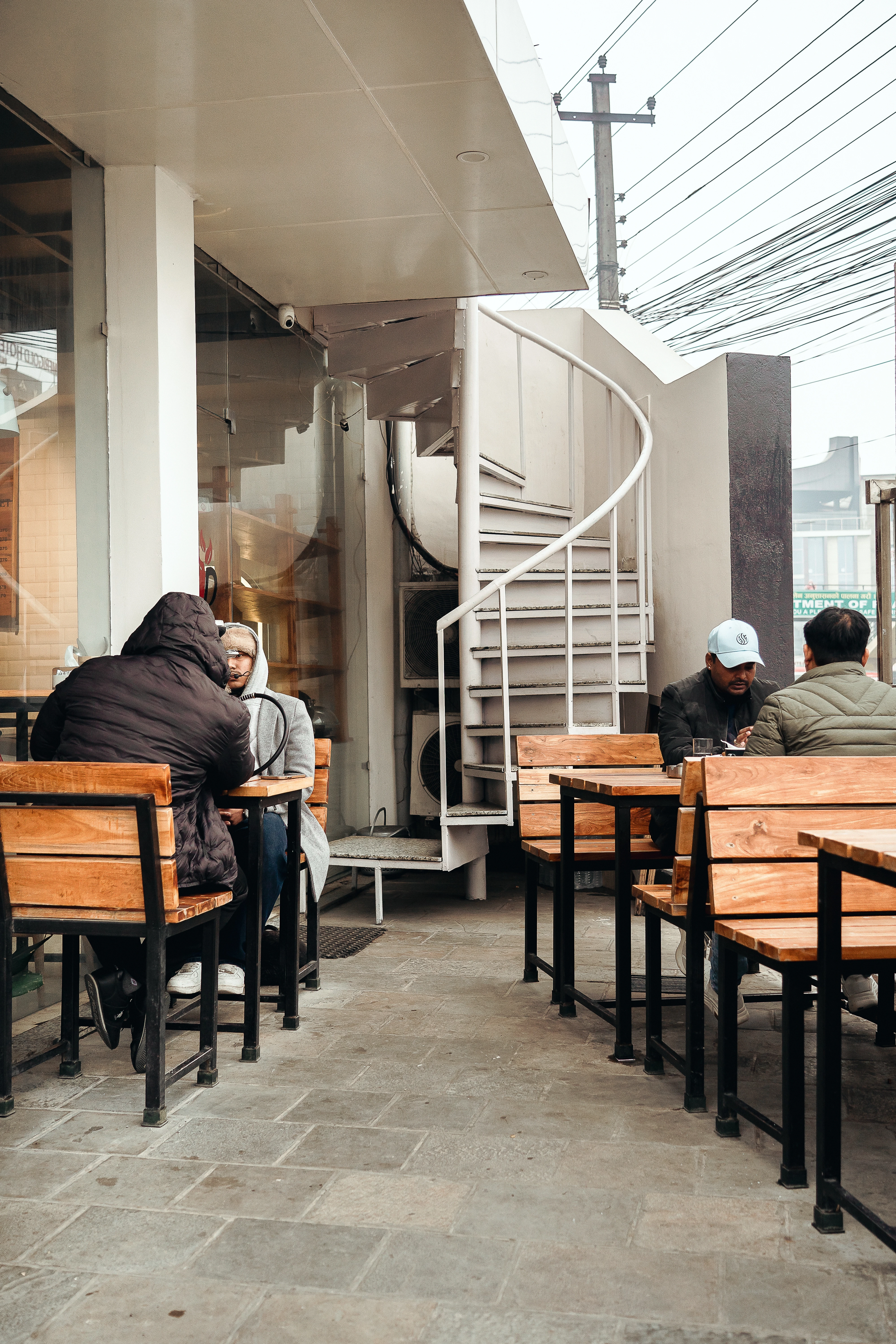 Cafe outdoor ambience